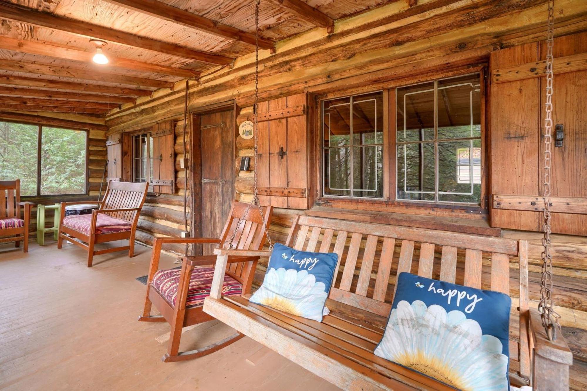Russell Cabin Logan Esterno foto